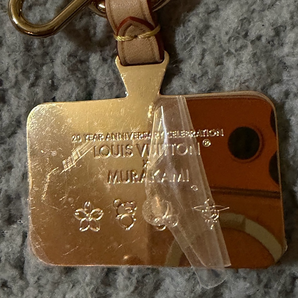 Louis Vuitton:  LV x TM Denim Cerise phone holder - Picture 6 of 11